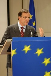 The European Commission officially presented reports for Bulgaria and Romania